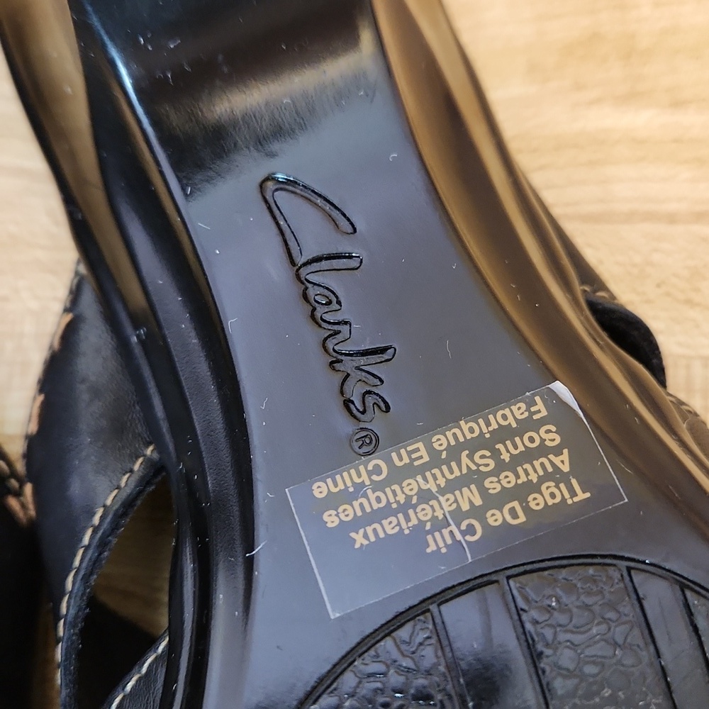 CLARKS Block Heel Solid Slide Sandals Black, size 9M - Picture 8 of 10
